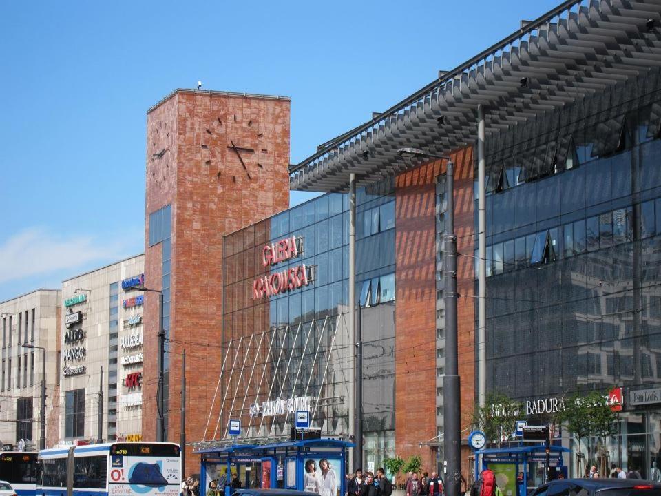 Attractive Apartment Oldtown Near Thetrain Station Cracóvia Exterior foto